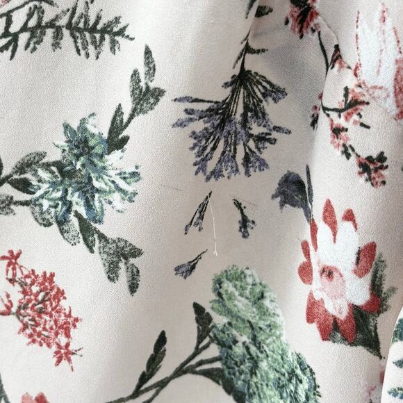 Violet & Claire Ruffle Sleeve Floral Chiffon Blouse Size 3X - Picture 6 of 6